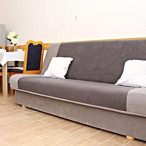 Studio Apartman Zara Zara